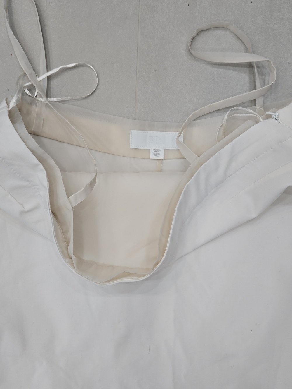 Zara Ivory Midi Dress With Straight Neckline And Sheer Hem Size L - Picture 8 of 8